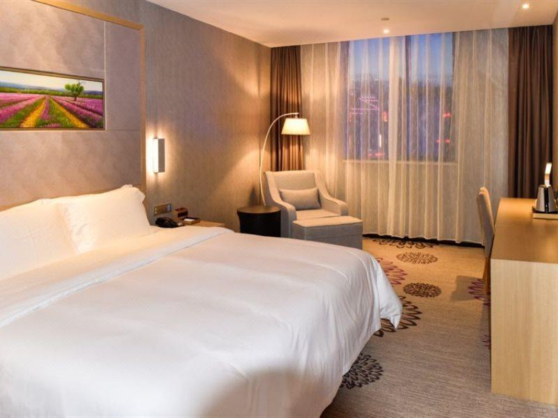 Lavande Hotel Zhuhai Tang University City Buitenkant foto